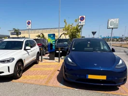 Powy e IGD portano nuove colonnine di ricarica nei centri commerciali