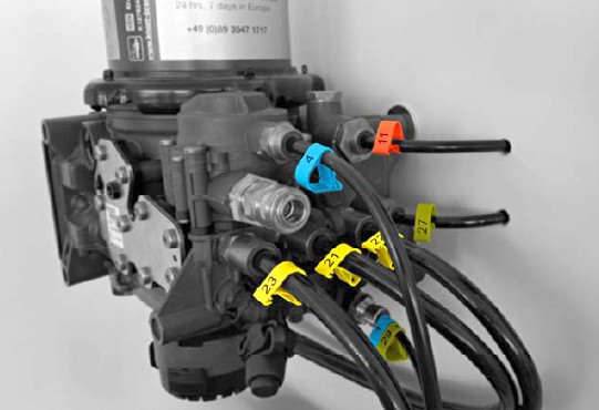 Marcatori per tubi Knorr-Bremse: identificazione rapida delle linee pneumatiche per una manutenzione più efficiente