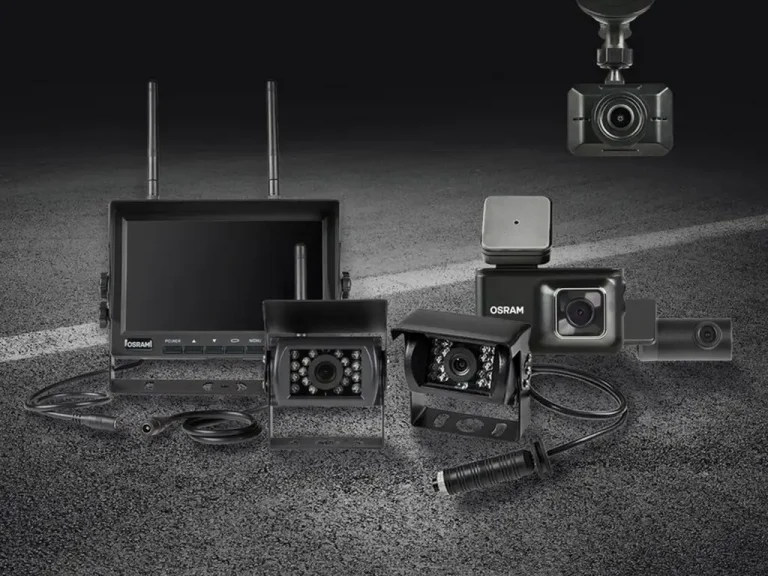 OSRAM ROADsight 3500R, la dashcam registra davanti e dietro in 1296p