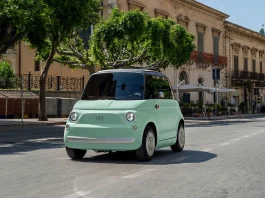 Fiat Topolino Dolcevita: il tetto in tela porta l’estate in città Fiat Topolino Dolcevita