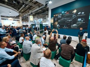 HELLA e Hella Gutmann, ricambi e diagnosi insieme per le officine