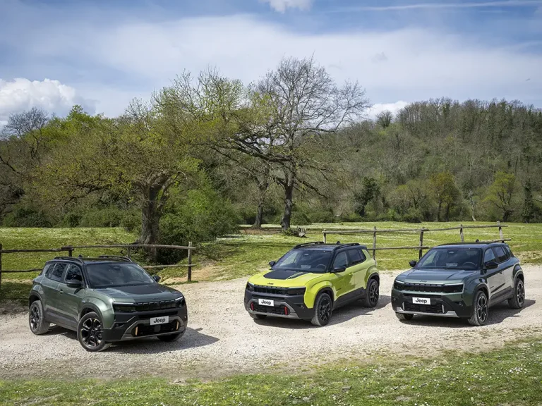Jeep Avenger raggiunge 300.000 ordini: è il SUV più venduto in Italia