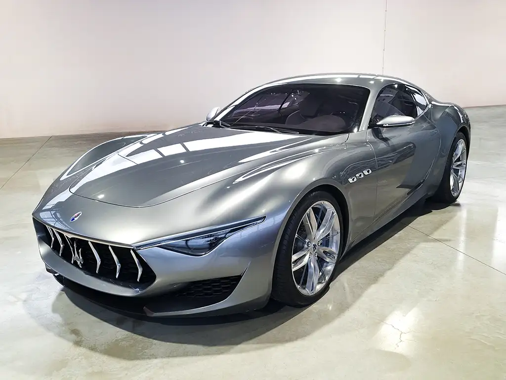 Milano AutoClassica 2026 celebra Maserati