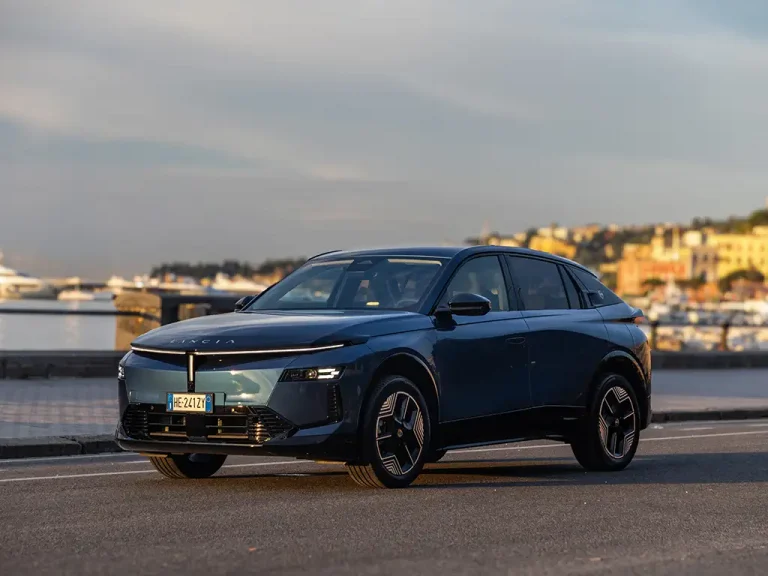 Nuova Lancia Gamma 2026: motori, autonomia, interni e HF Integrale da 375 CV
